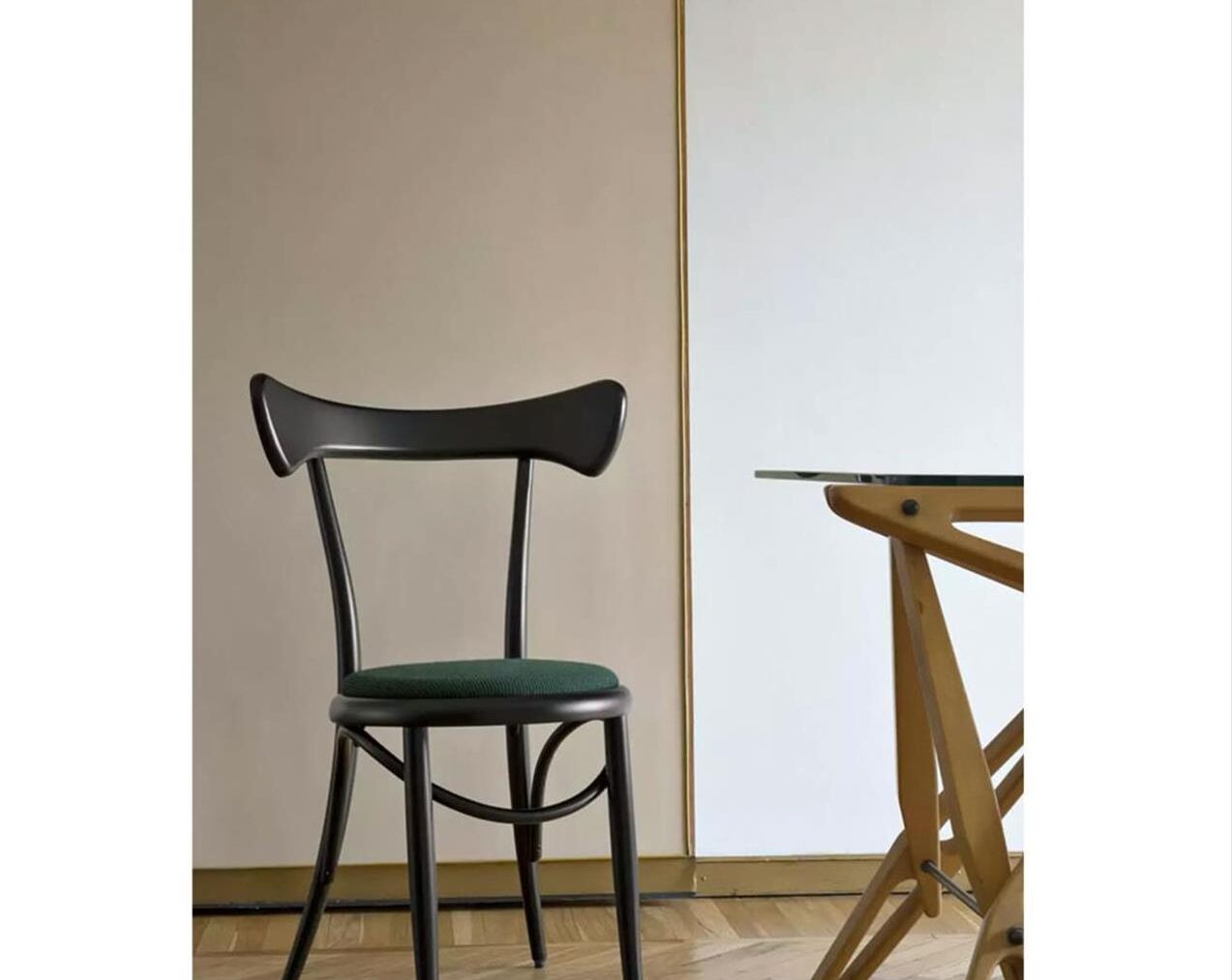 Cafestuhl-Dining-Chair