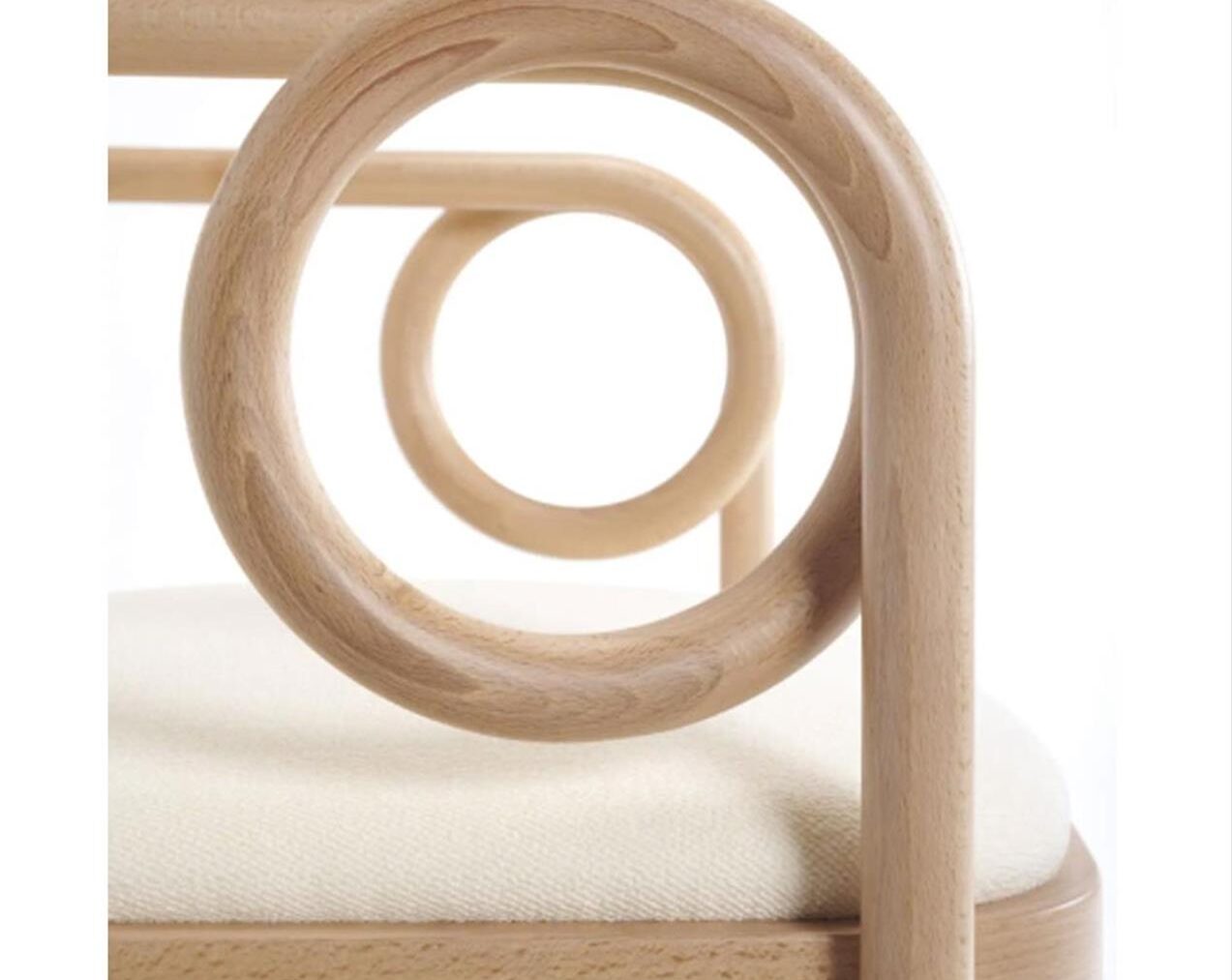 Loop-Lounge-Chair