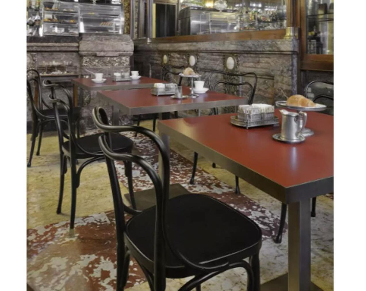 Loos-Cafe-Museum-Dining-Chair-with-Plywood-Seat